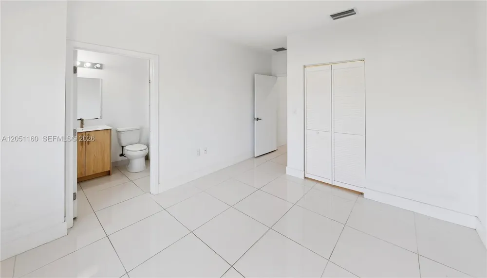 205 NW 12th Ct Florida City, FL 33034