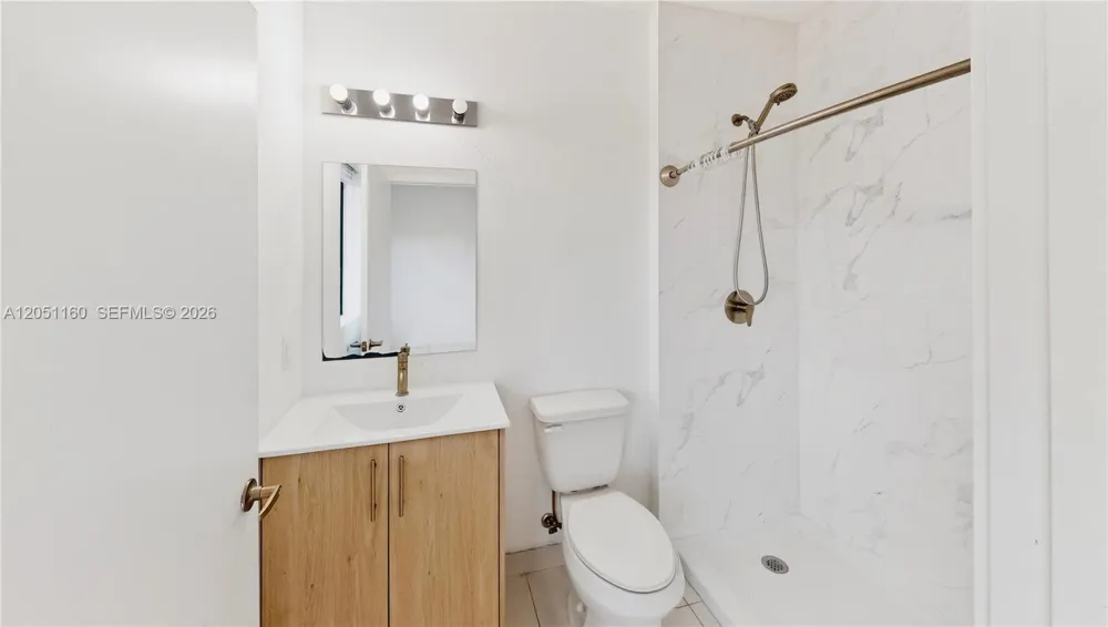 205 NW 12th Ct Florida City, FL 33034