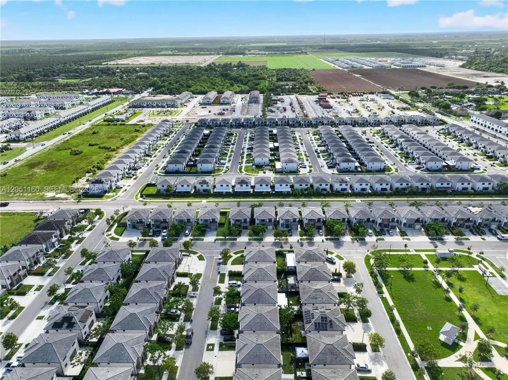 205 NW 12th Ct Florida City, FL 33034