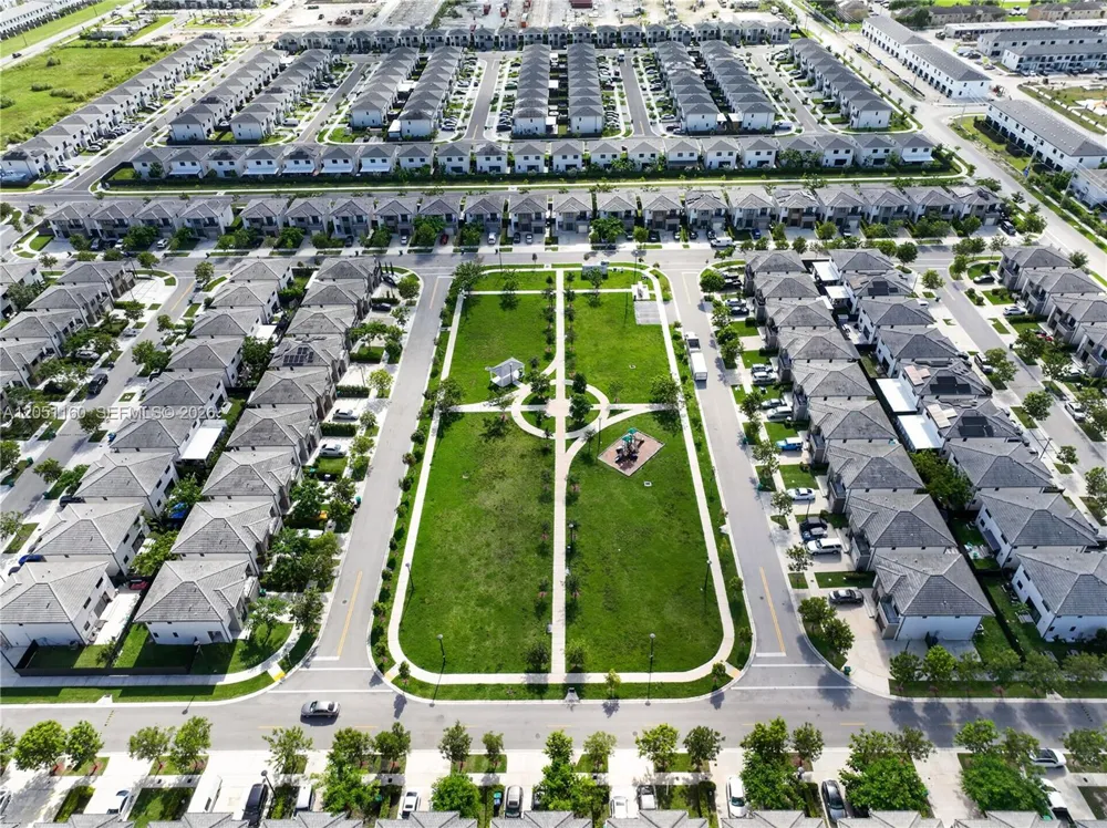 205 NW 12th Ct Florida City, FL 33034