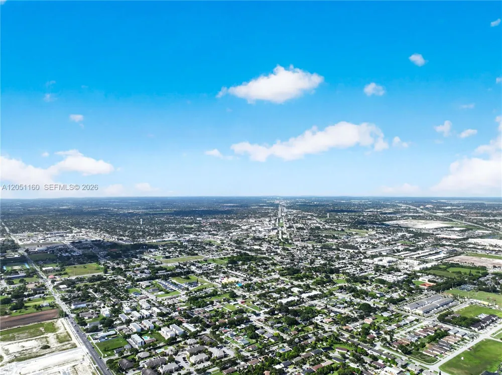 205 NW 12th Ct Florida City, FL 33034