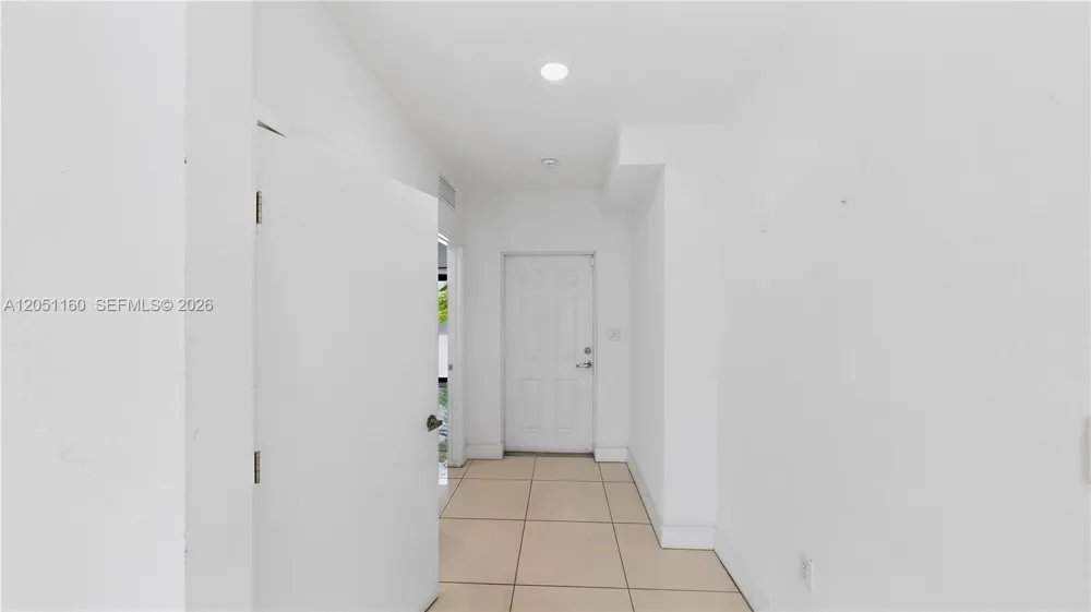 205 NW 12th Ct Florida City, FL 33034
