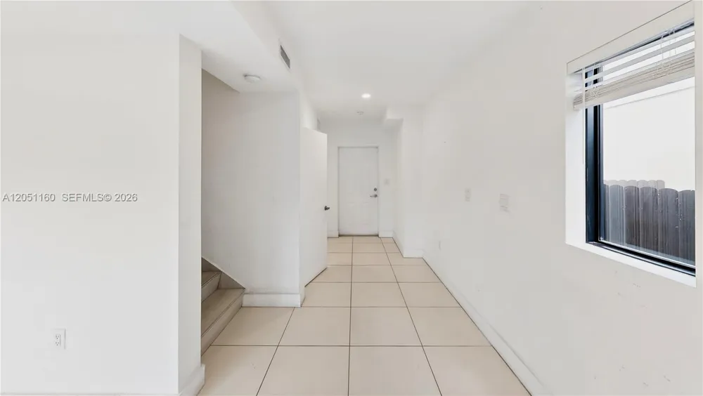 205 NW 12th Ct Florida City, FL 33034