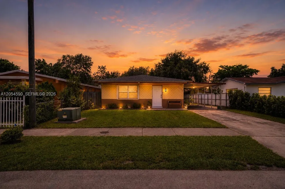 5632 SW 36th Ct West Park, FL 33023