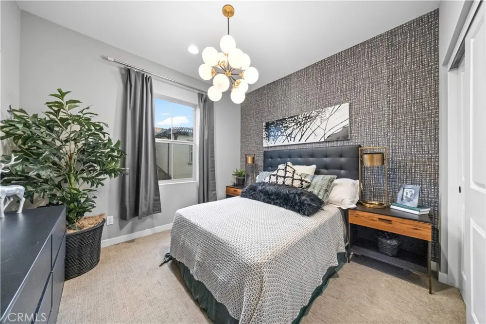 207 Winterbrook Lake Forest, CA 92610