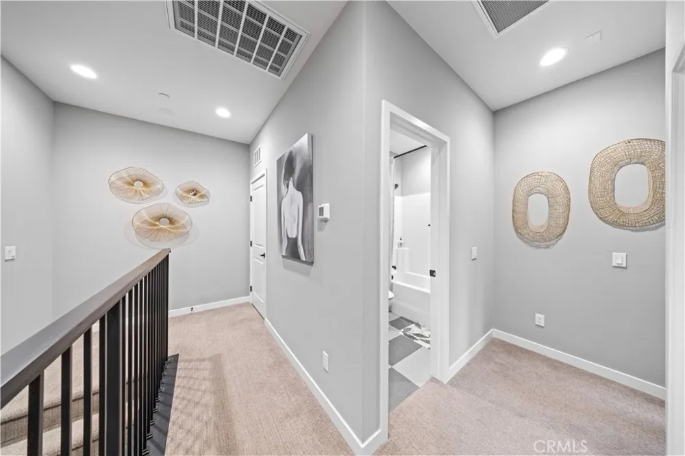 207 Winterbrook Lake Forest, CA 92610