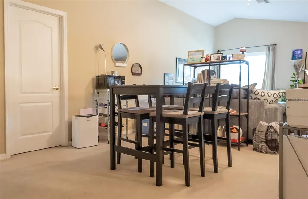 307 CARRIAGE OAK PL Seffner, FL 33584
