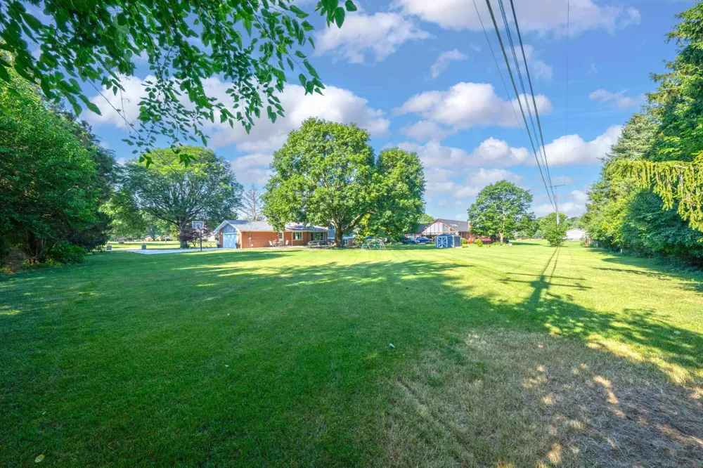 41306 Llewelyn Court Northville City, MI 48167