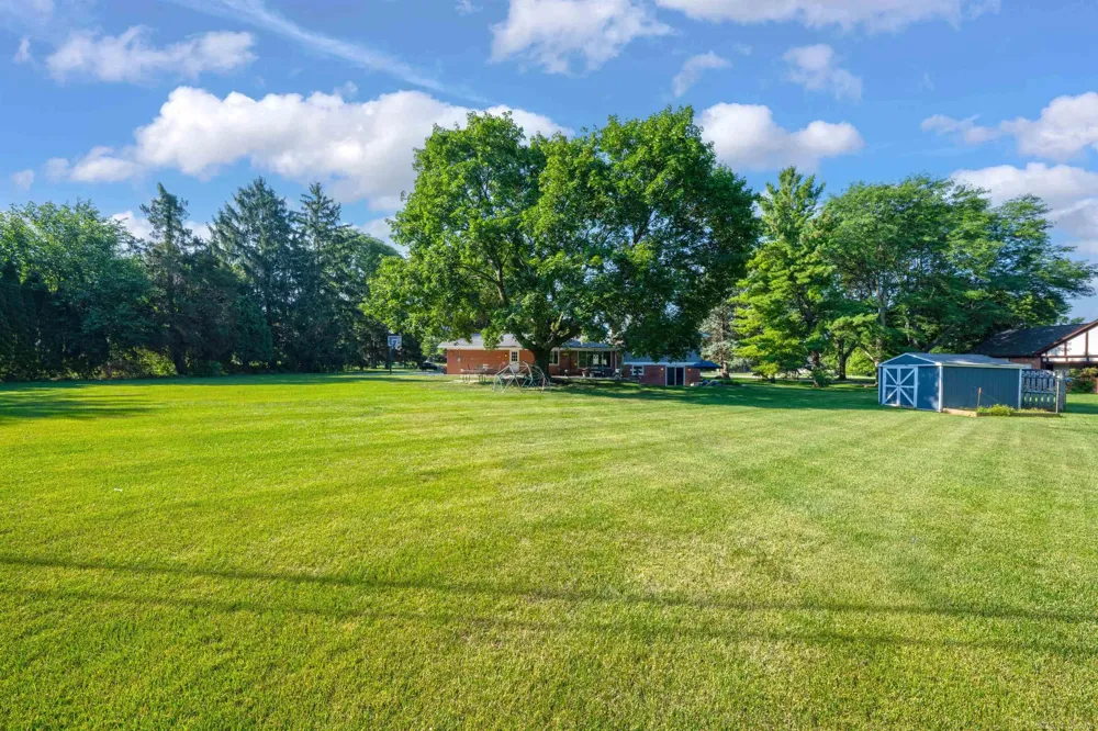 41306 Llewelyn Court Northville City, MI 48167