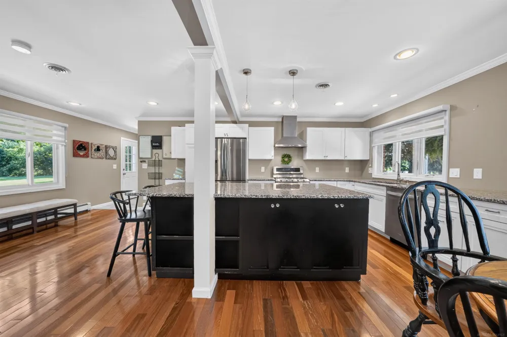 41306 Llewelyn Court Northville City, MI 48167