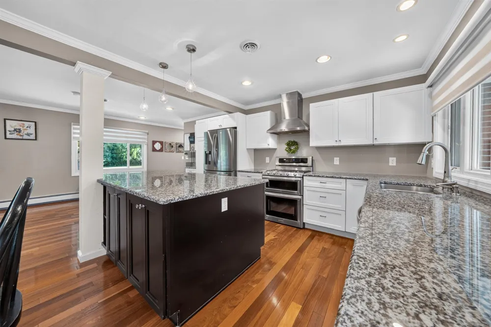 41306 Llewelyn Court Northville City, MI 48167