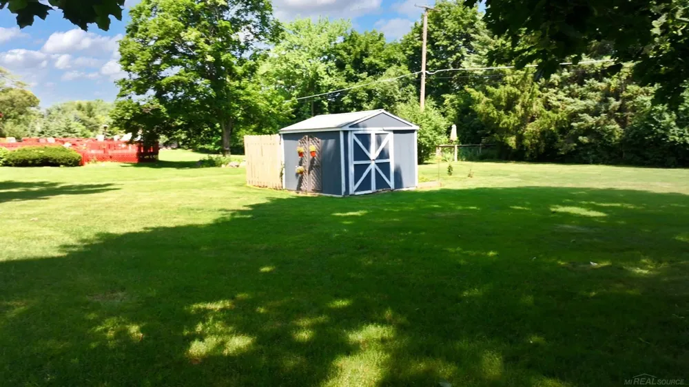 41306 Llewelyn Court Northville City, MI 48167