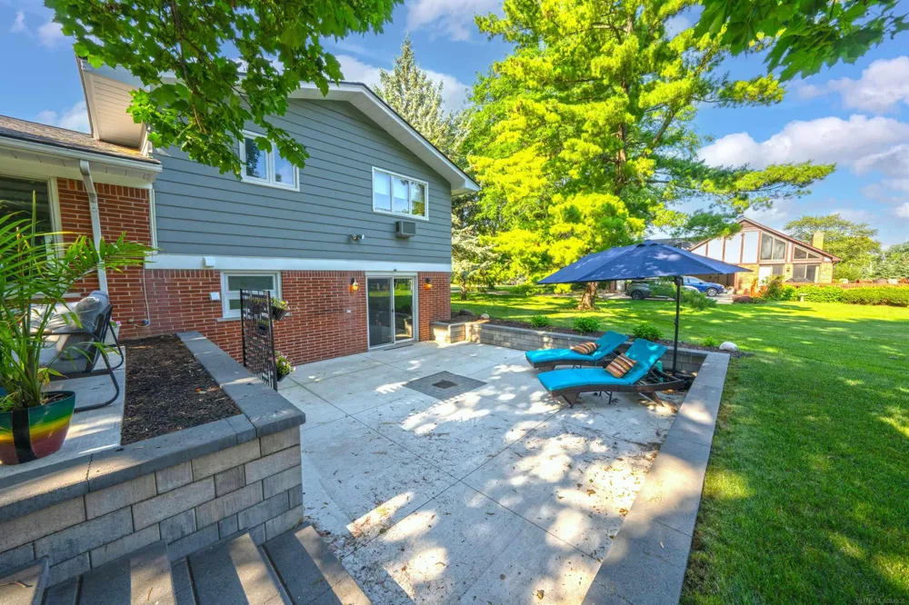 41306 Llewelyn Court Northville City, MI 48167