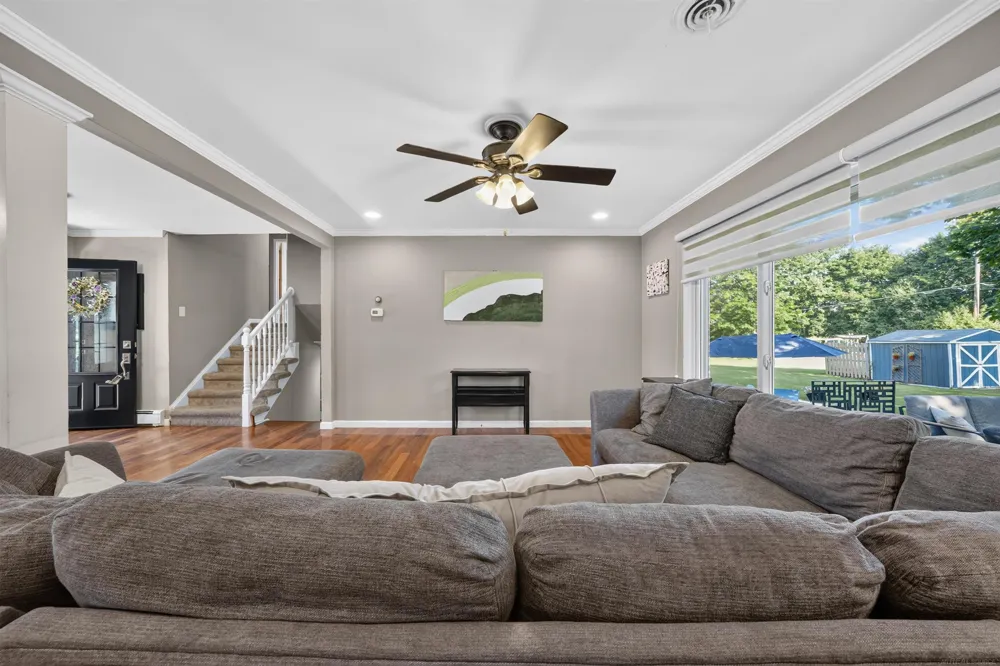 41306 Llewelyn Court Northville City, MI 48167
