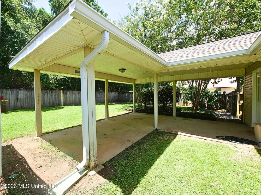 1078 Lilinoe Way Diamondhead, MS 39525