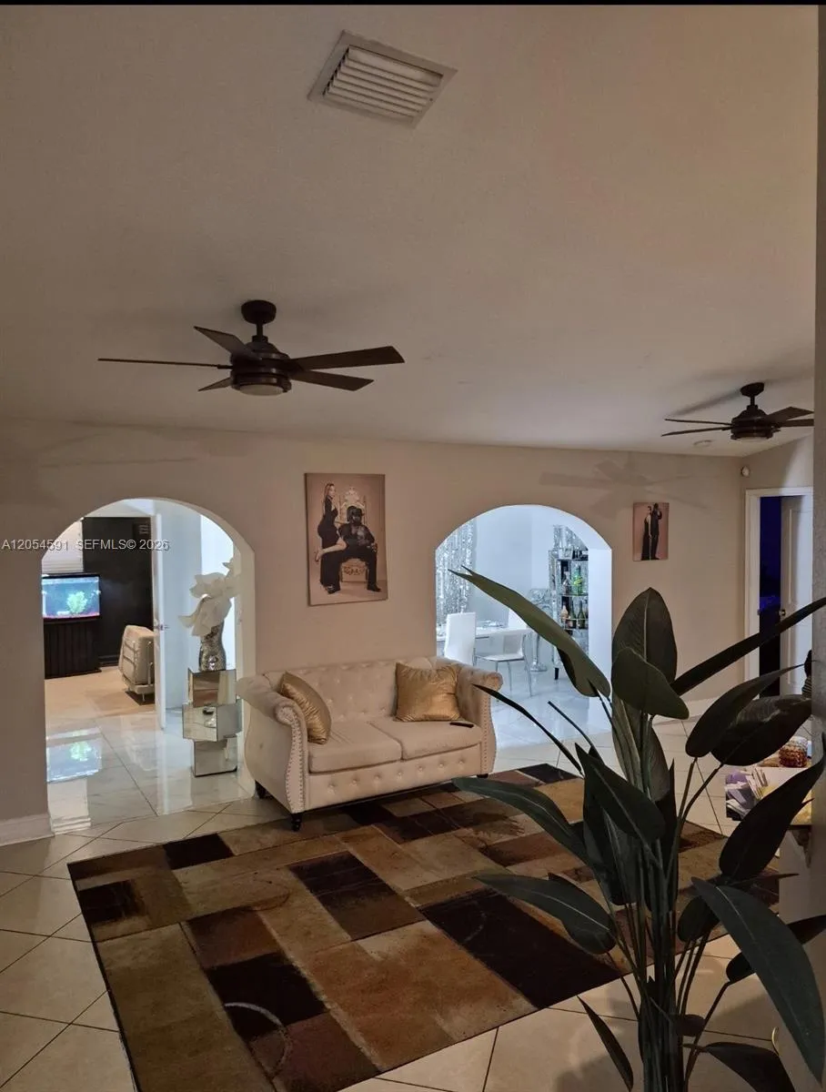 4856 ARCHIE LN Other City - In The State Of Florida, FL 33905