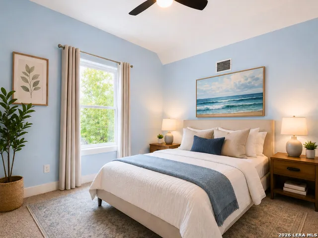 623 Saint Charles San Antonio, TX 78202