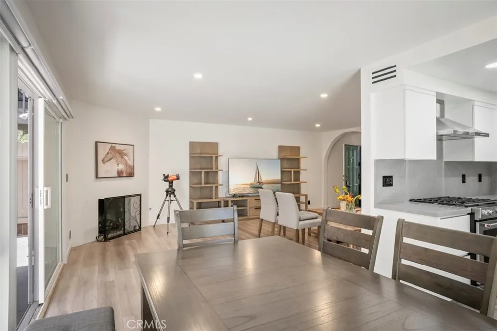 2648 State Street #25 Santa Barbara, CA 93105