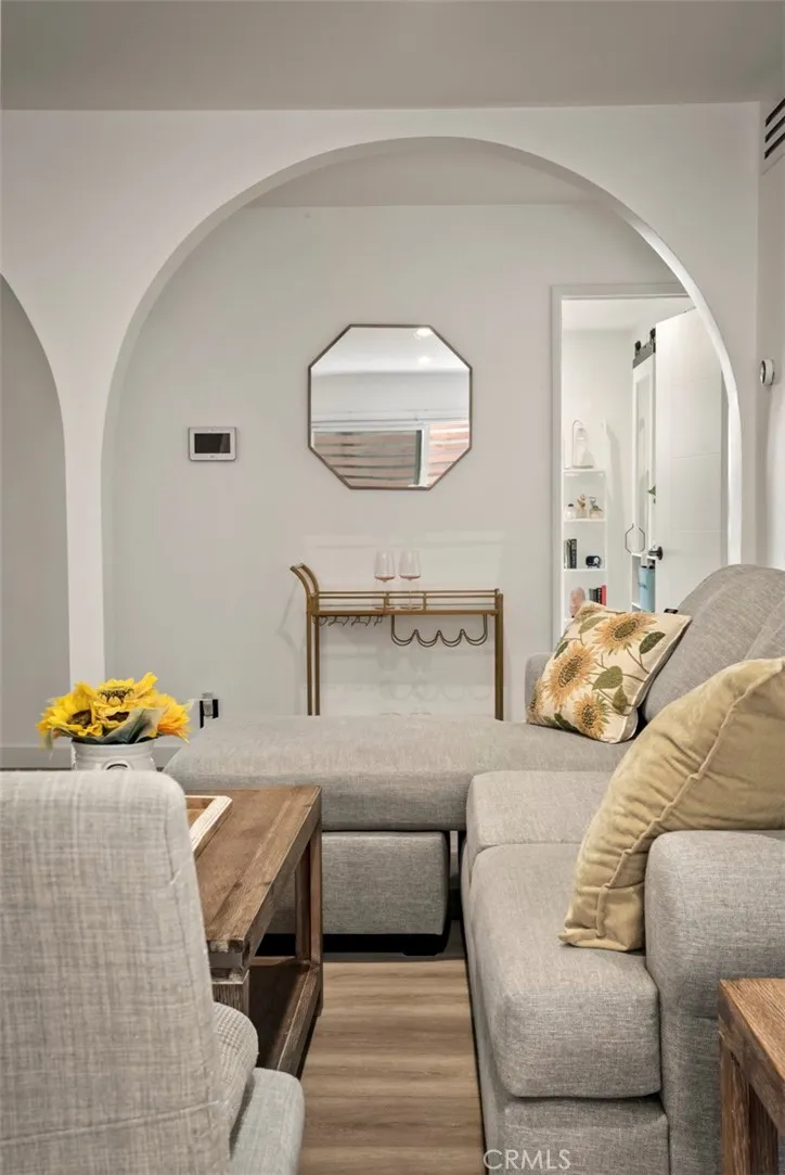 2648 State Street #25 Santa Barbara, CA 93105