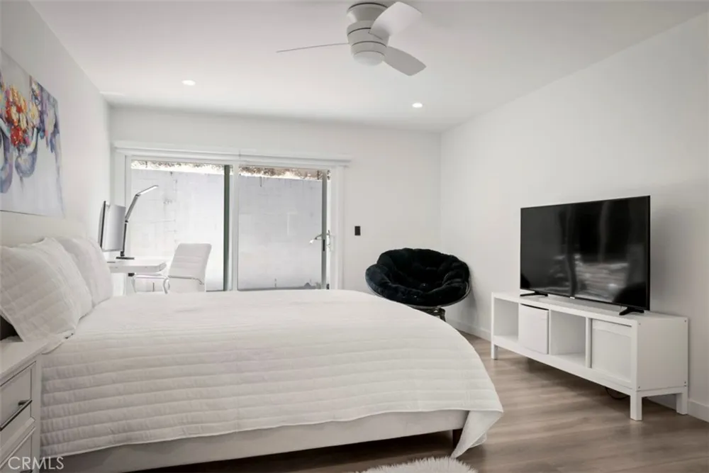 2648 State Street #25 Santa Barbara, CA 93105