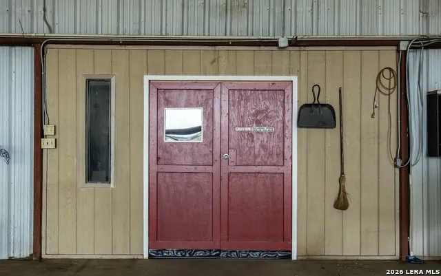 120 Vagabond Marion, TX 78124