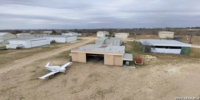 120 Vagabond Marion, TX 78124