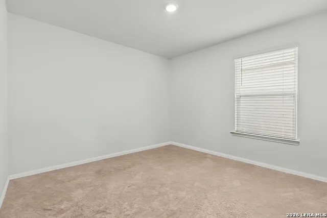 15311 Nest Jct Von Ormy, TX 78073