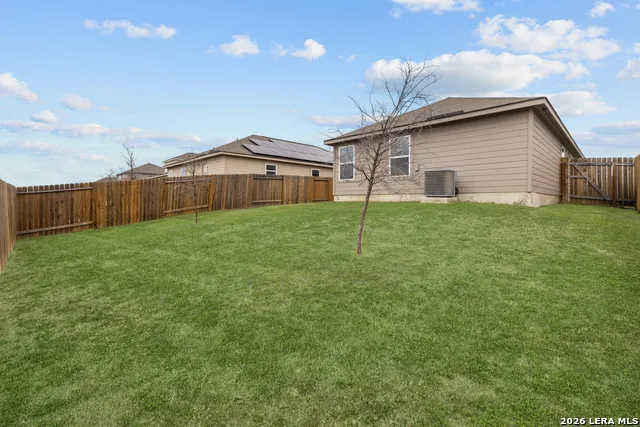 15311 Nest Jct Von Ormy, TX 78073
