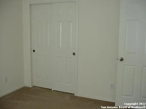 8912 SCARLET CRK Universal City, TX 78148