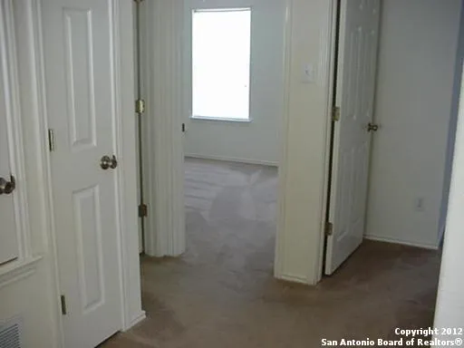 8912 SCARLET CRK Universal City, TX 78148