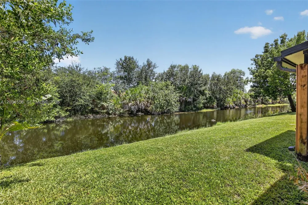 4070 Sierra Ter Sunrise, FL 33351