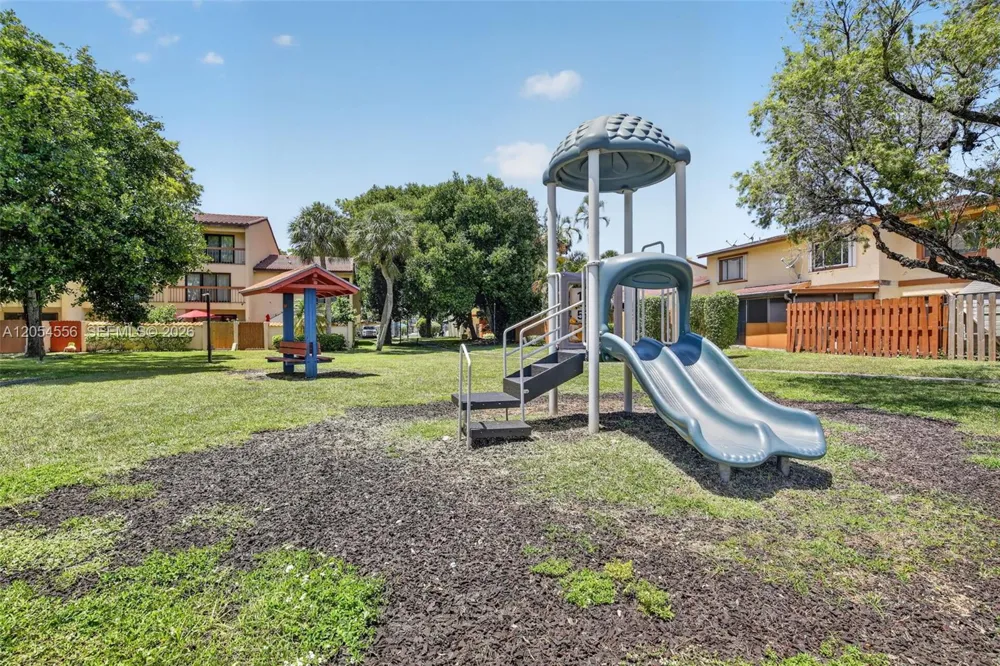 4070 Sierra Ter Sunrise, FL 33351