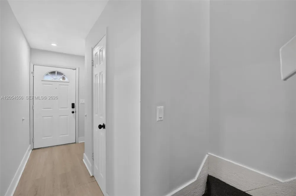 4070 Sierra Ter Sunrise, FL 33351