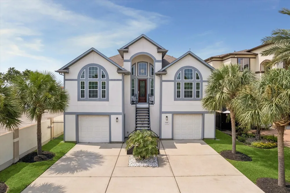 2230 Marina Way Kemah, TX 77565