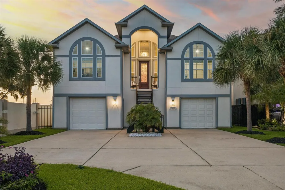 2230 Marina Way Kemah, TX 77565