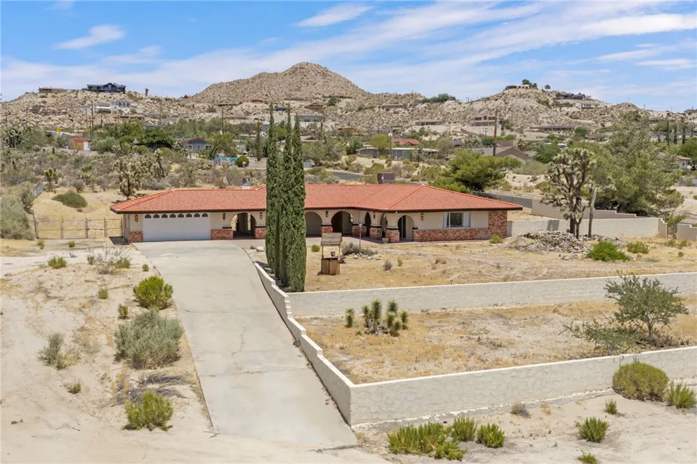6464 Rome Court Yucca Valley, CA 92284