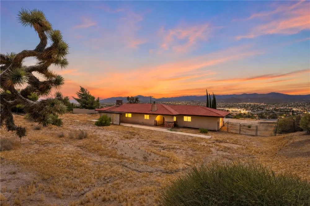 6464 Rome Court Yucca Valley, CA 92284