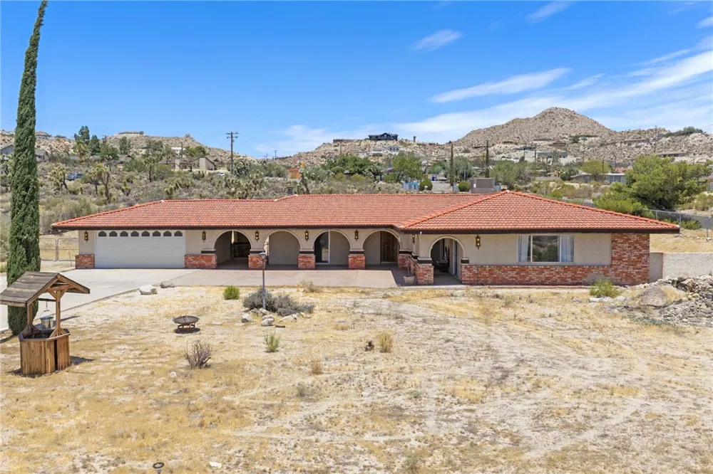 6464 Rome Court Yucca Valley, CA 92284