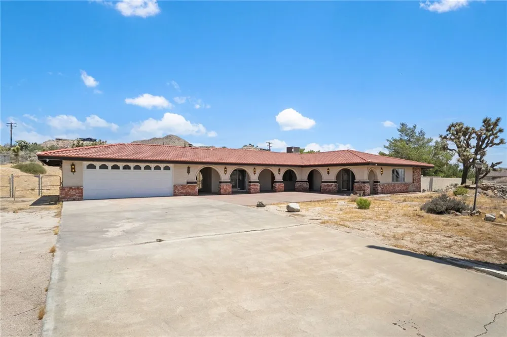 6464 Rome Court Yucca Valley, CA 92284