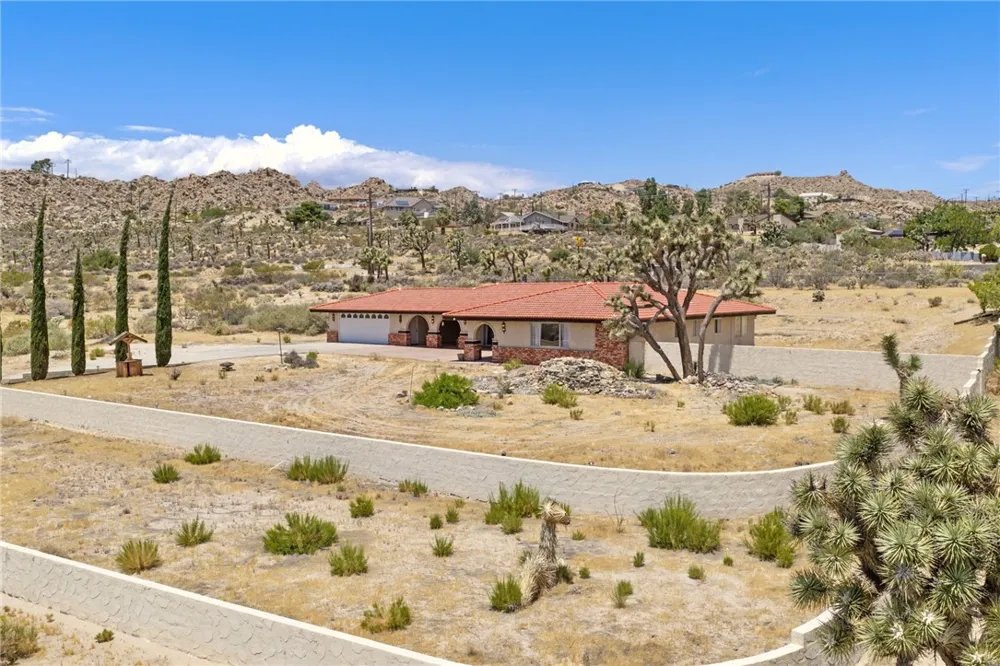 6464 Rome Court Yucca Valley, CA 92284