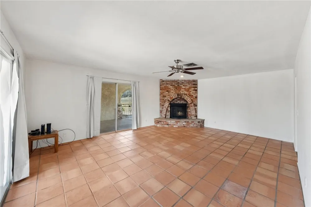 6464 Rome Court Yucca Valley, CA 92284