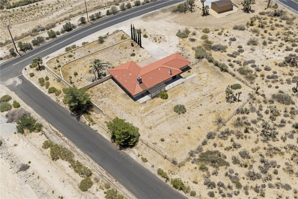 6464 Rome Court Yucca Valley, CA 92284