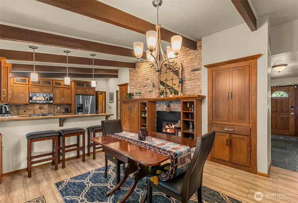 1677 Eastmont Avenue East Wenatchee, WA 98802