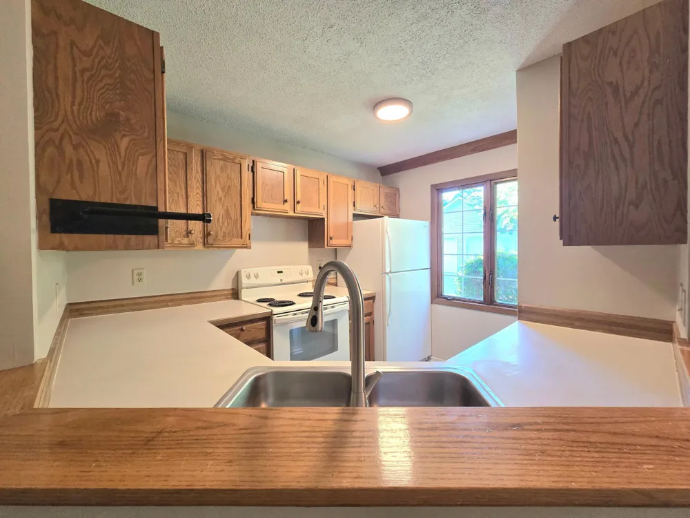 3545 Blue Jay Way #107 Eagan, MN 55123
