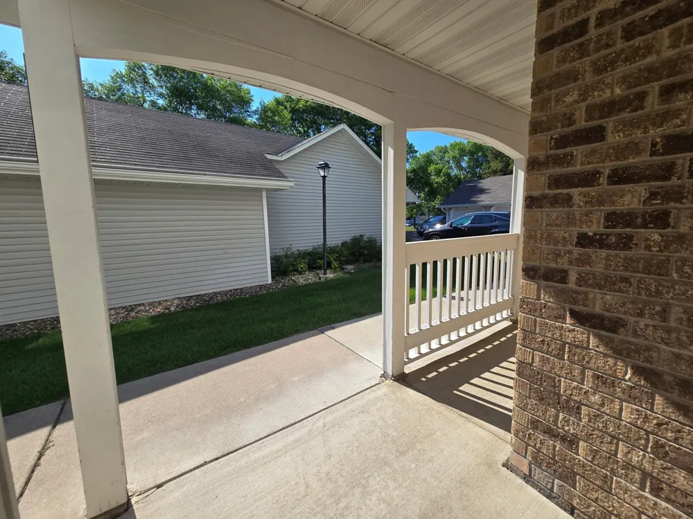 3545 Blue Jay Way #107 Eagan, MN 55123