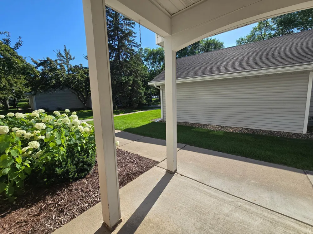 3545 Blue Jay Way #107 Eagan, MN 55123