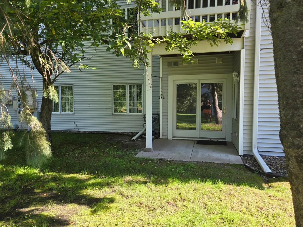 3545 Blue Jay Way #107 Eagan, MN 55123