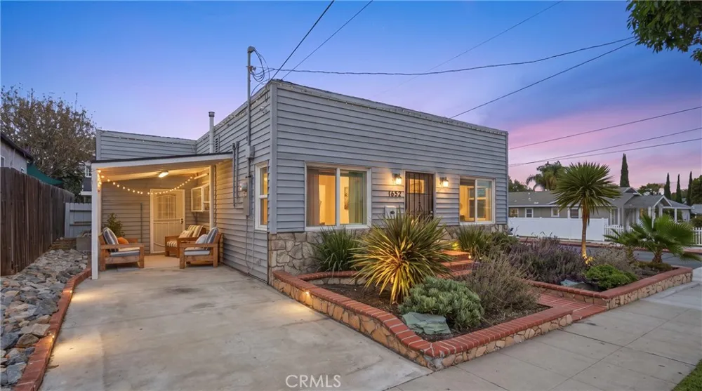 1652 Loma Avenue Long Beach, CA 90804