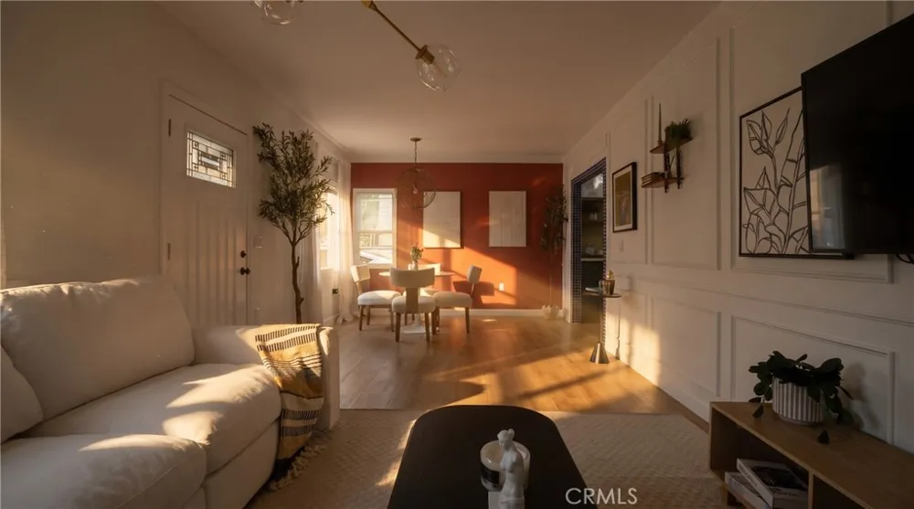 1652 Loma Avenue Long Beach, CA 90804