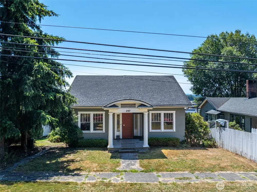 297 NE Washington Avenue Chehalis, WA 98532